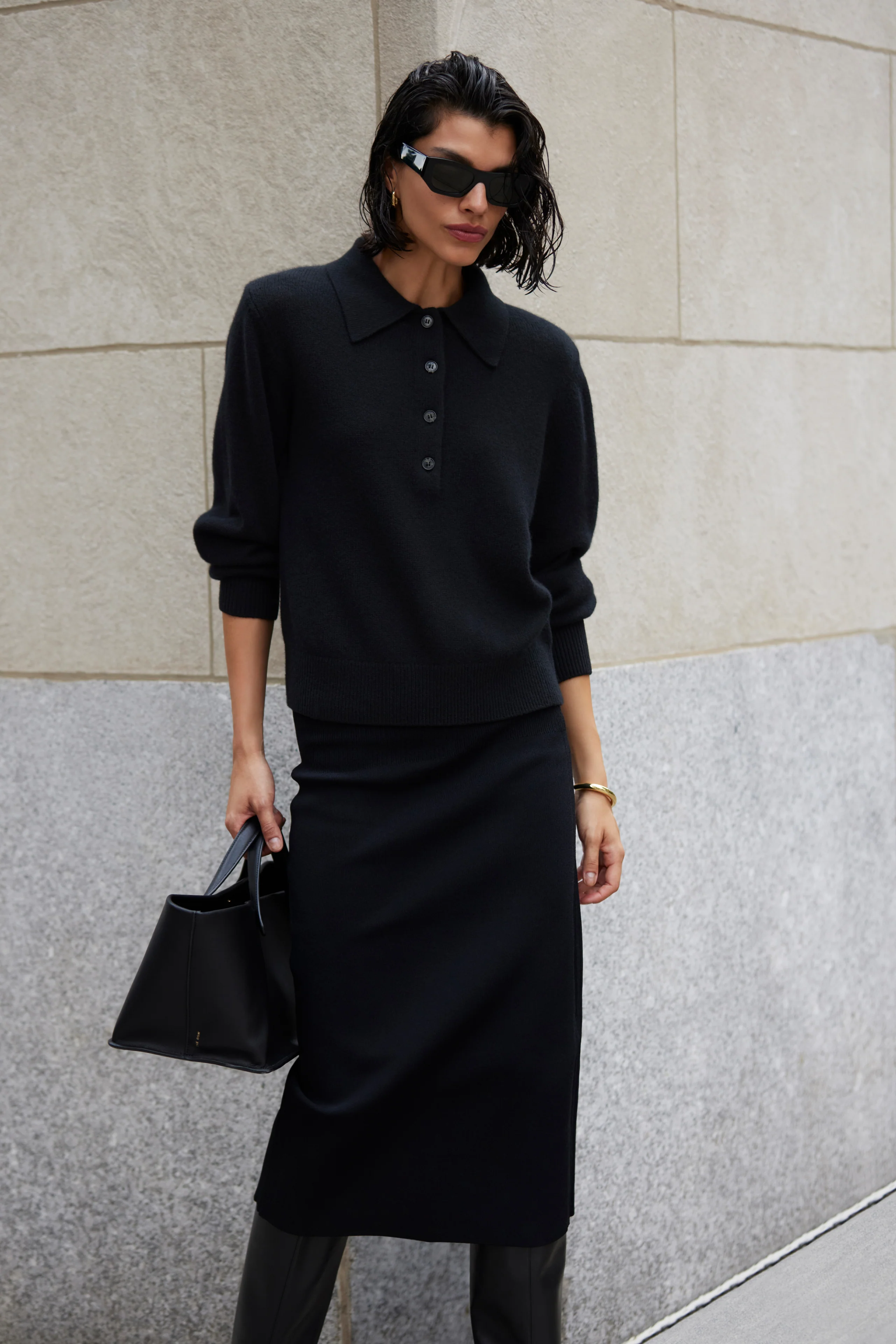 The Cashmere Polo in Black - Image 3