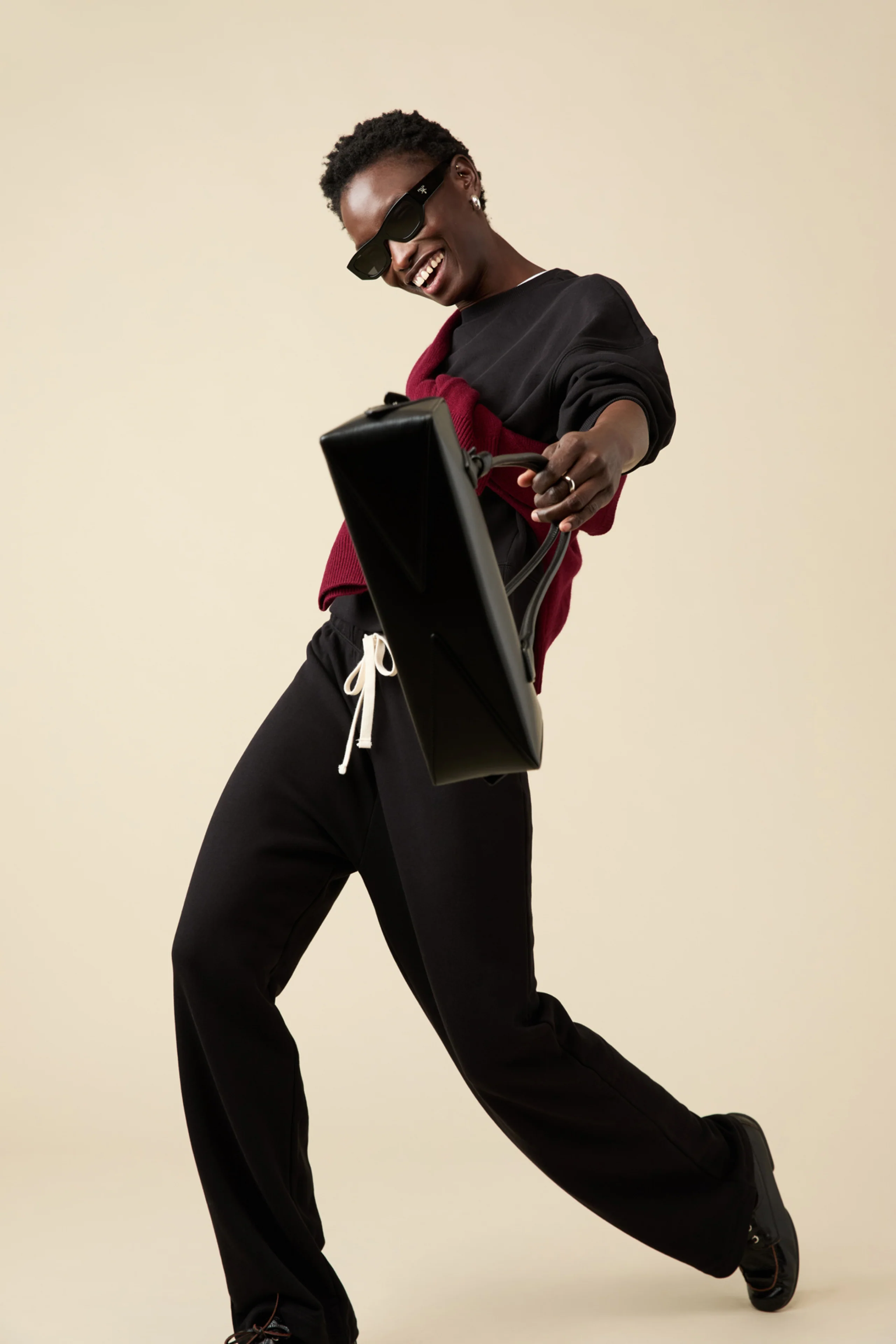 The Everyday Sweatpant in Black - Image 6