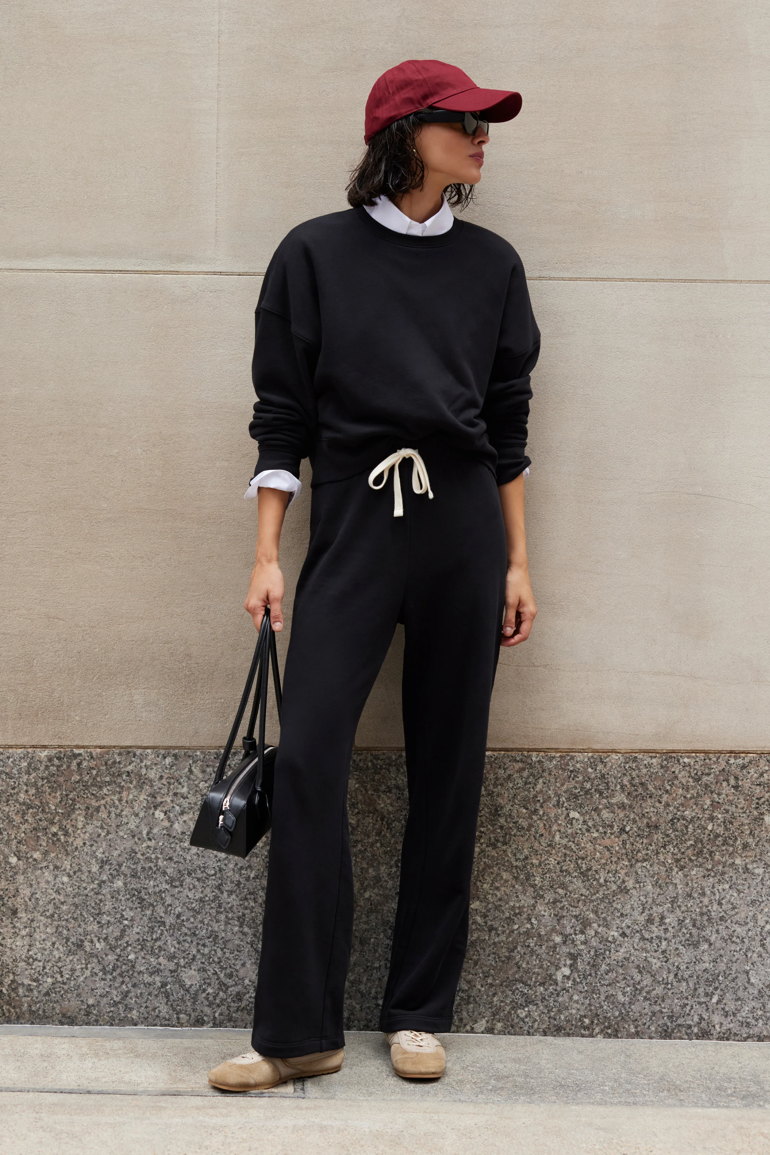 The Everyday Sweatshirt in Black - Image 6