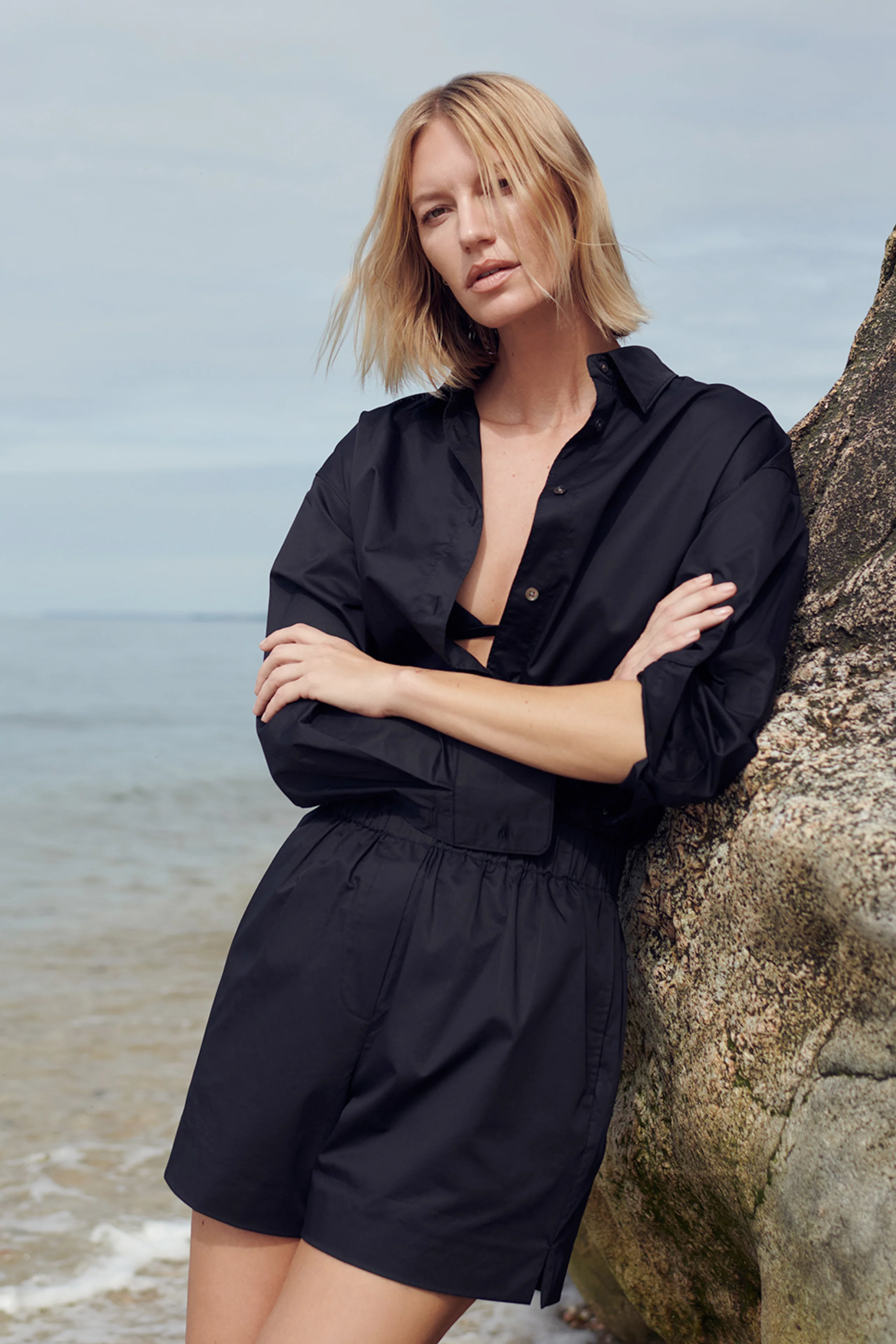 The Everything Shirt in Black - Image 5