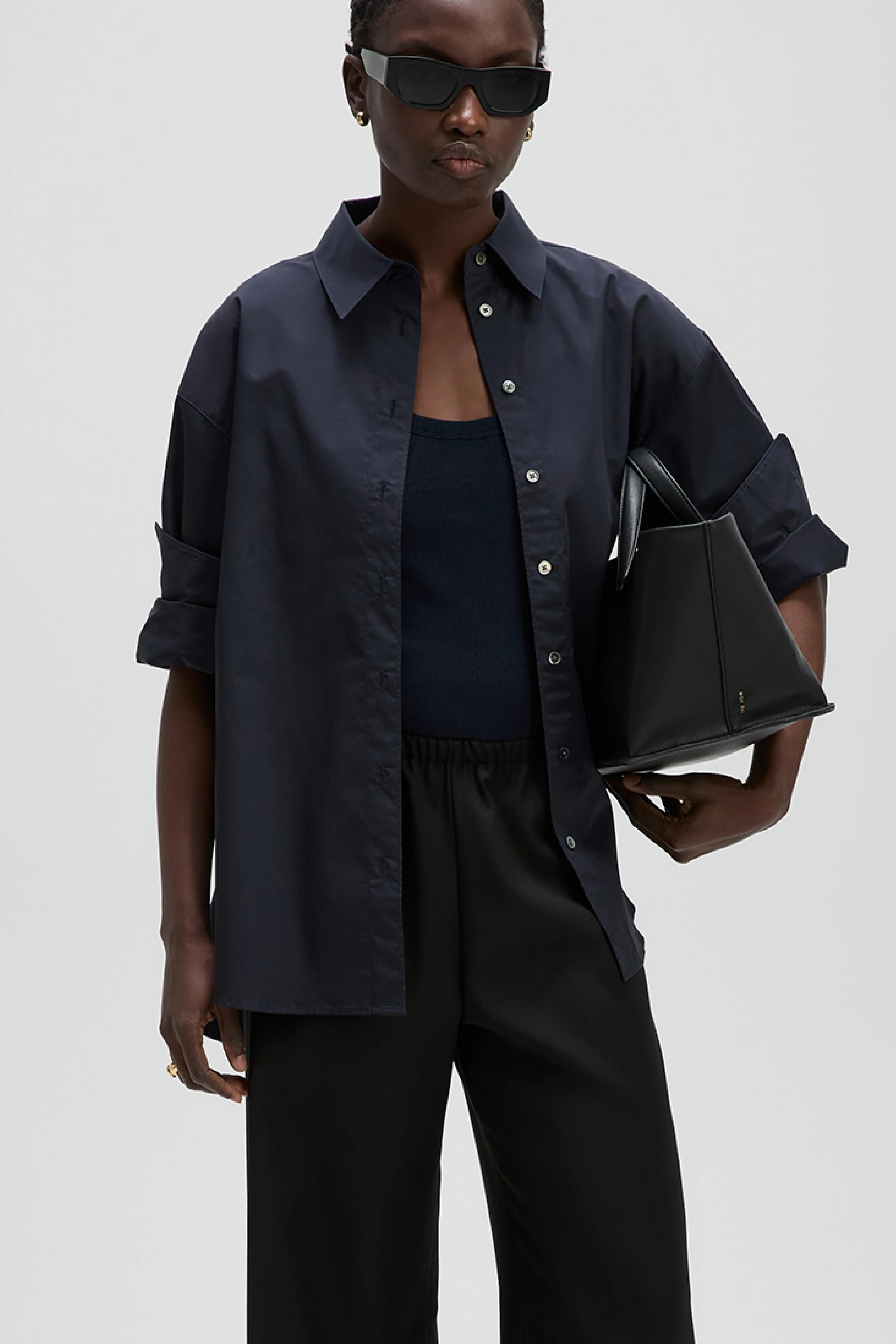 The Everything Shirt in Navy - Image 4