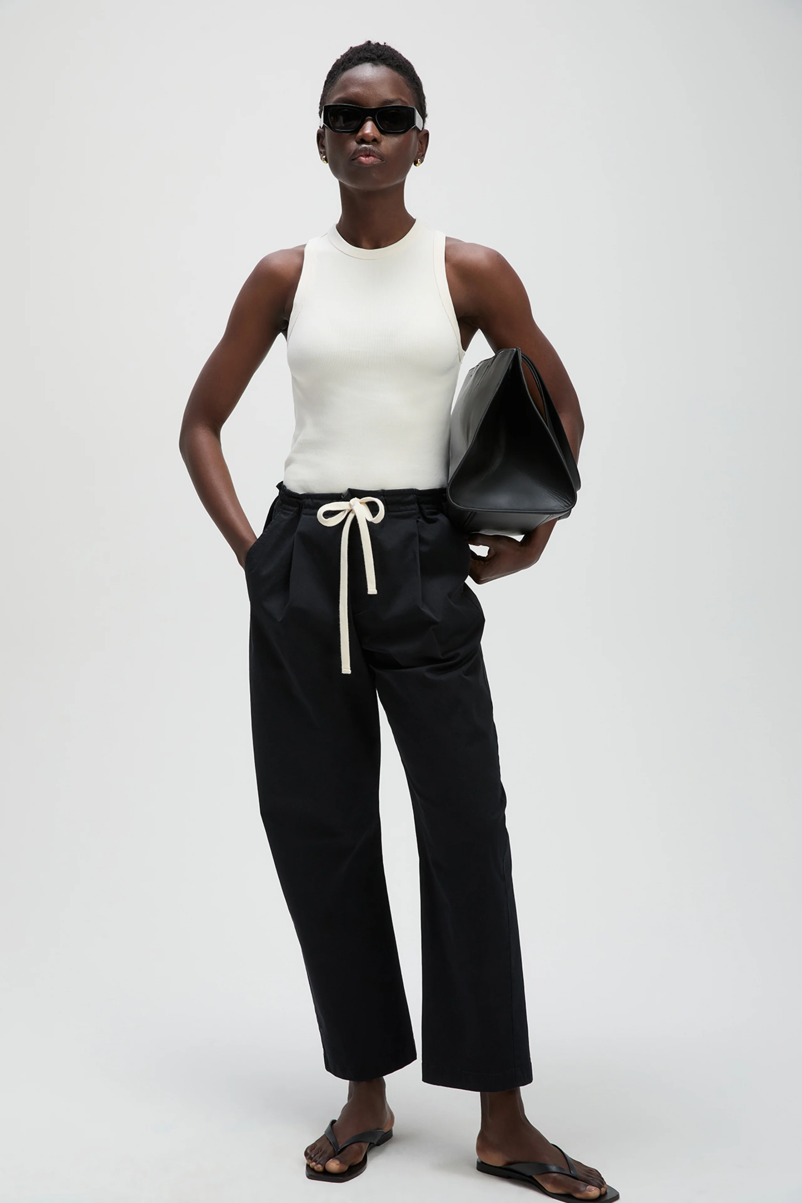 The Everywhere Pant in Black - Image 4