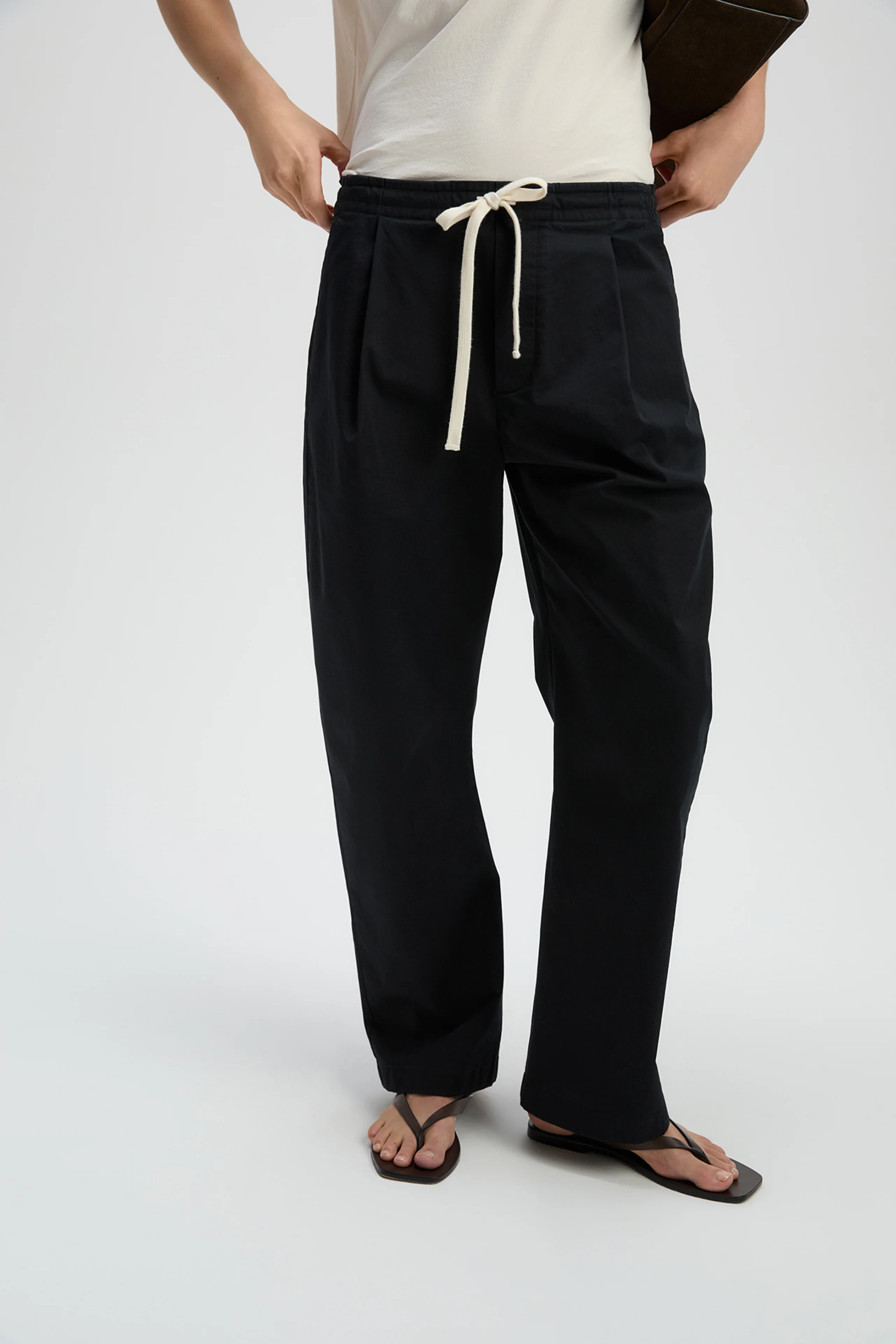 The Everywhere Pant in Black - Image 5