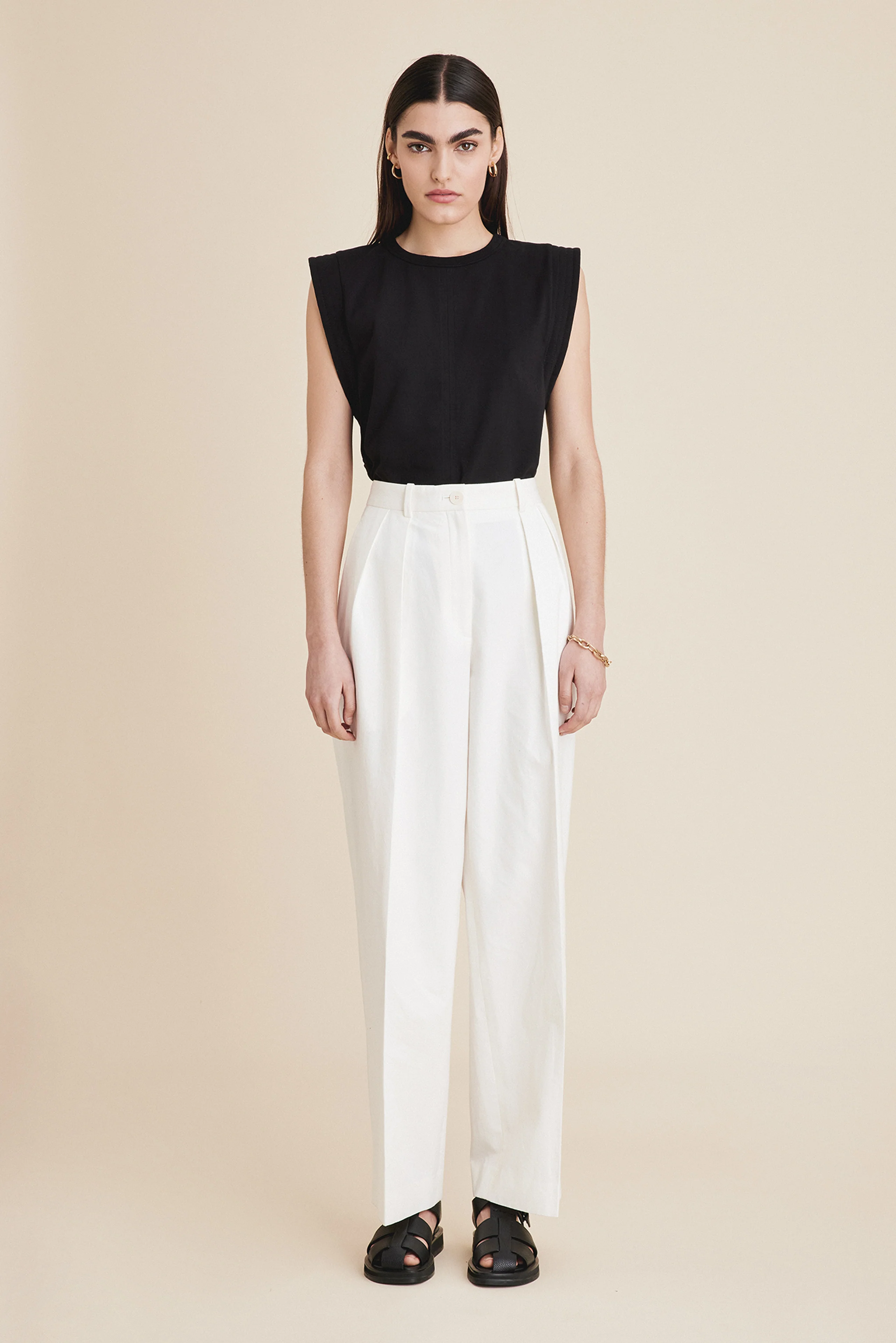 The Gimme That Shoulder Tee in Black - Image 3