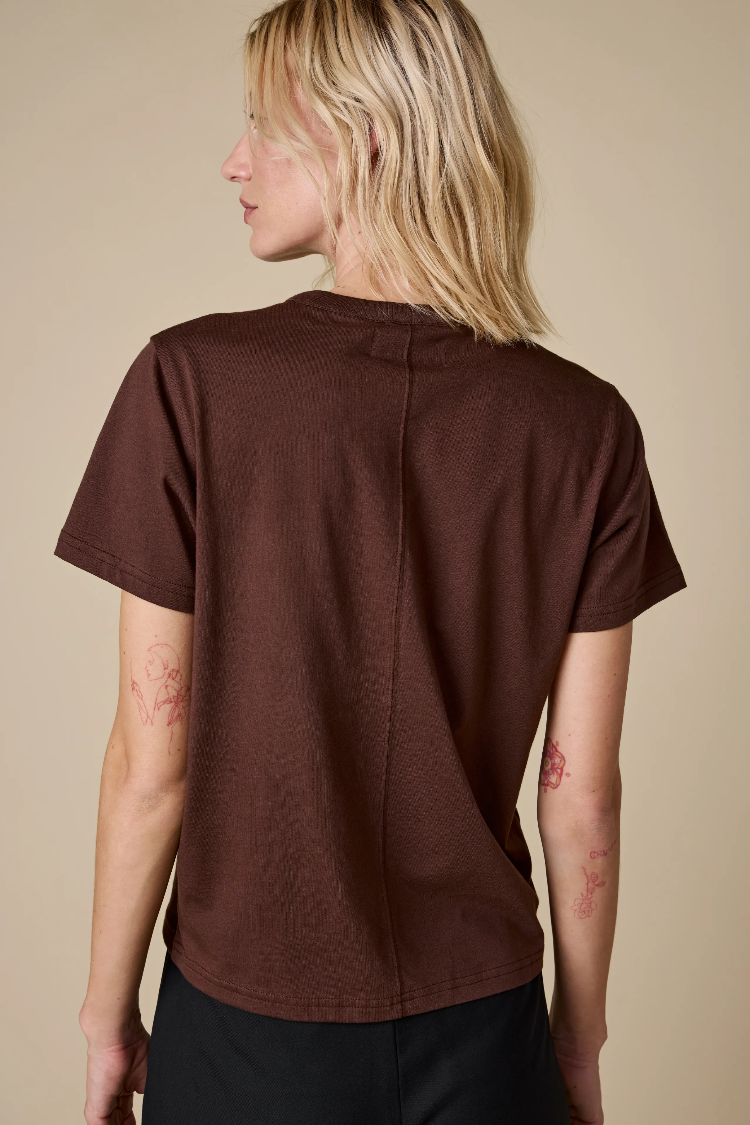 The Iconically Soft Perfect Tee in Chocolate - Image 5