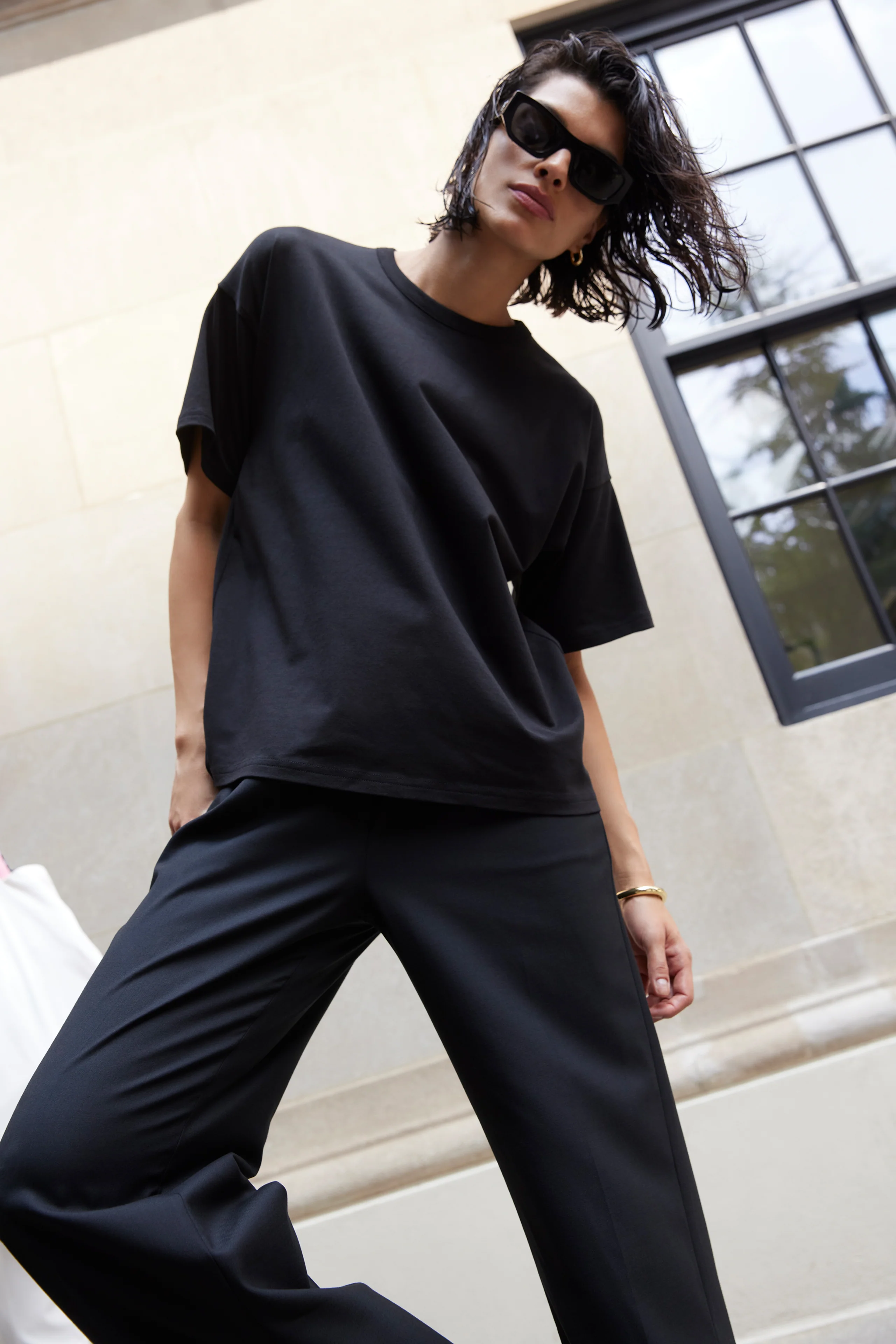 The Oversized Tee in Black - Image 3
