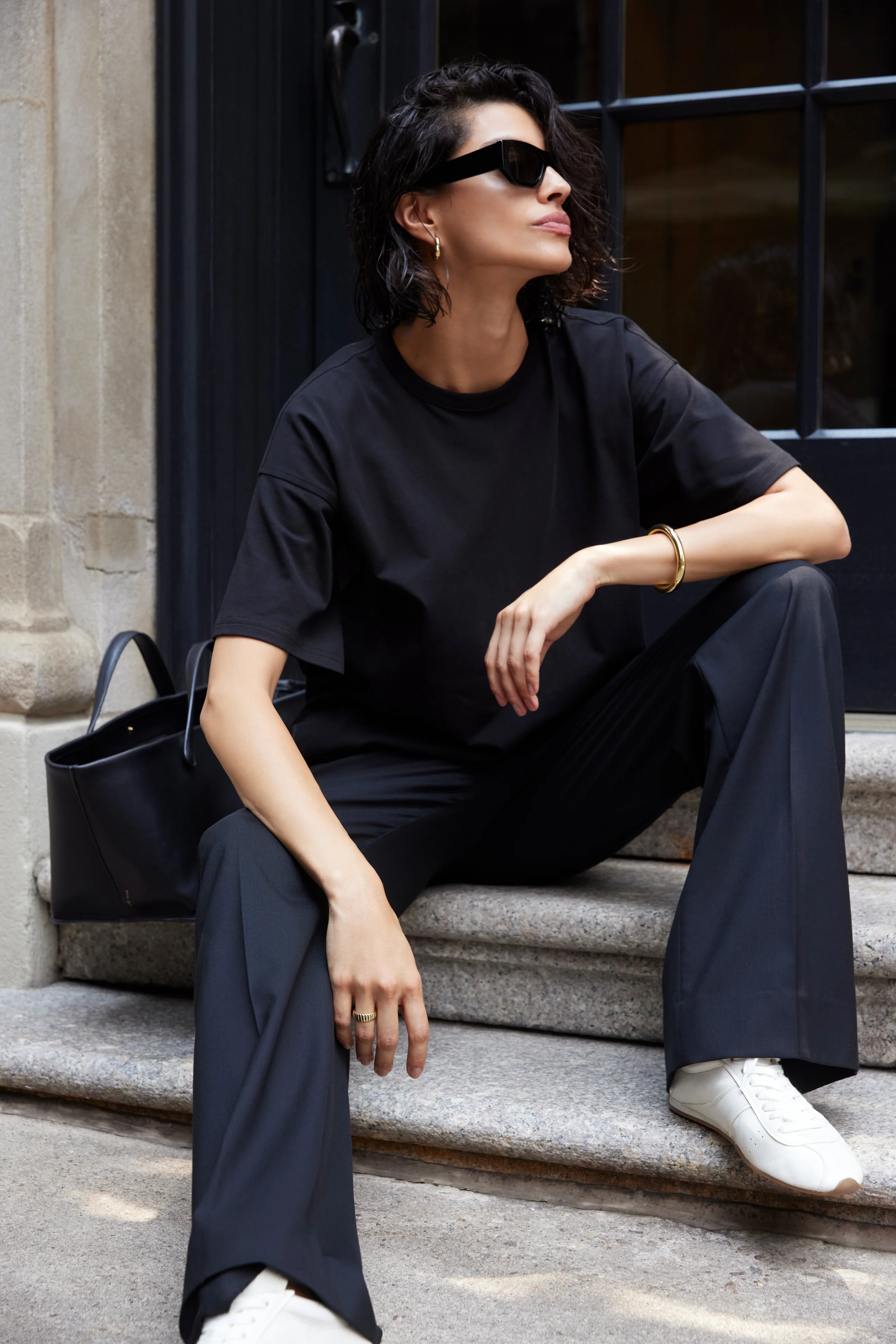 The Oversized Tee in Black - Image 6