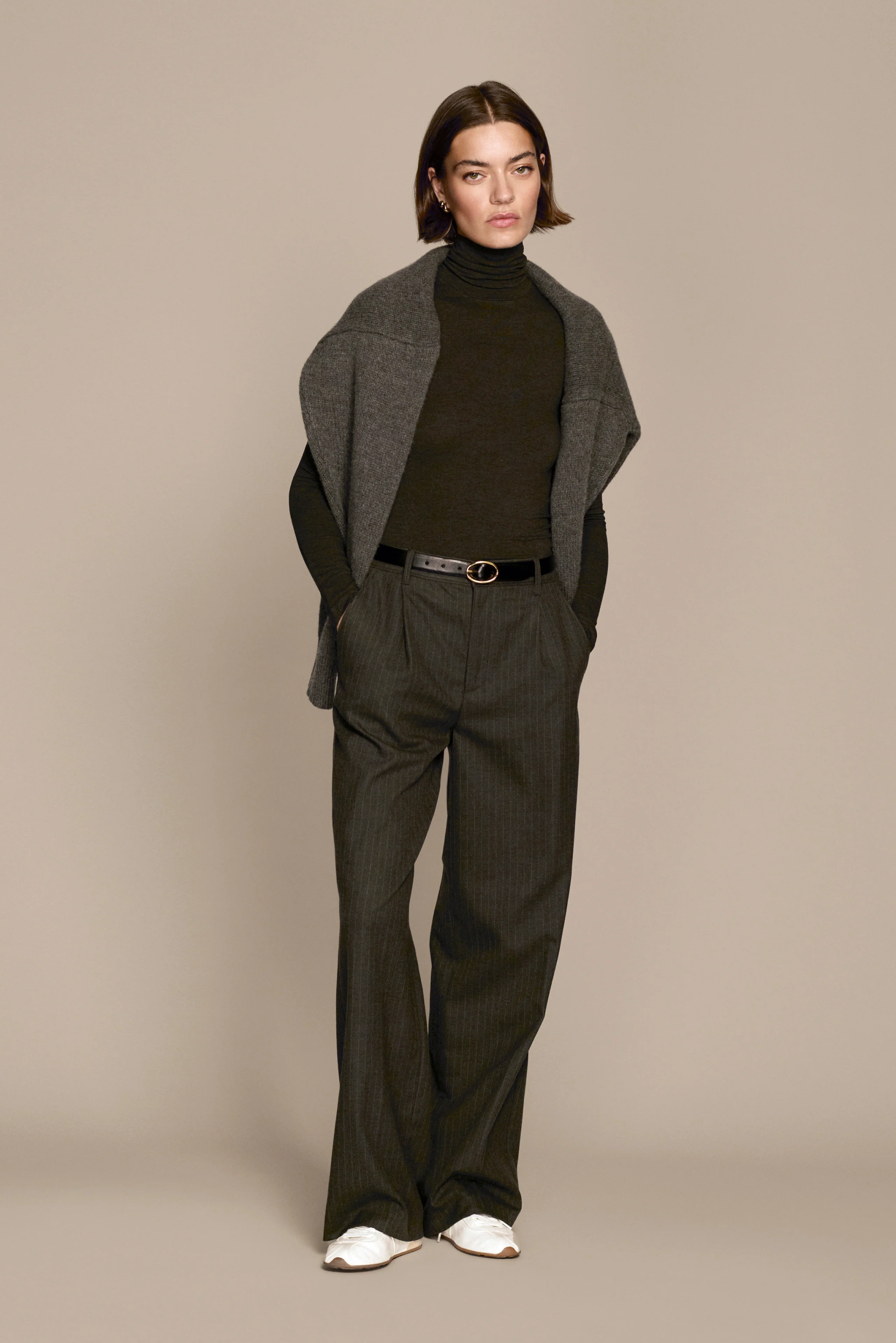 The Turtleneck In Charcoal - Image 6