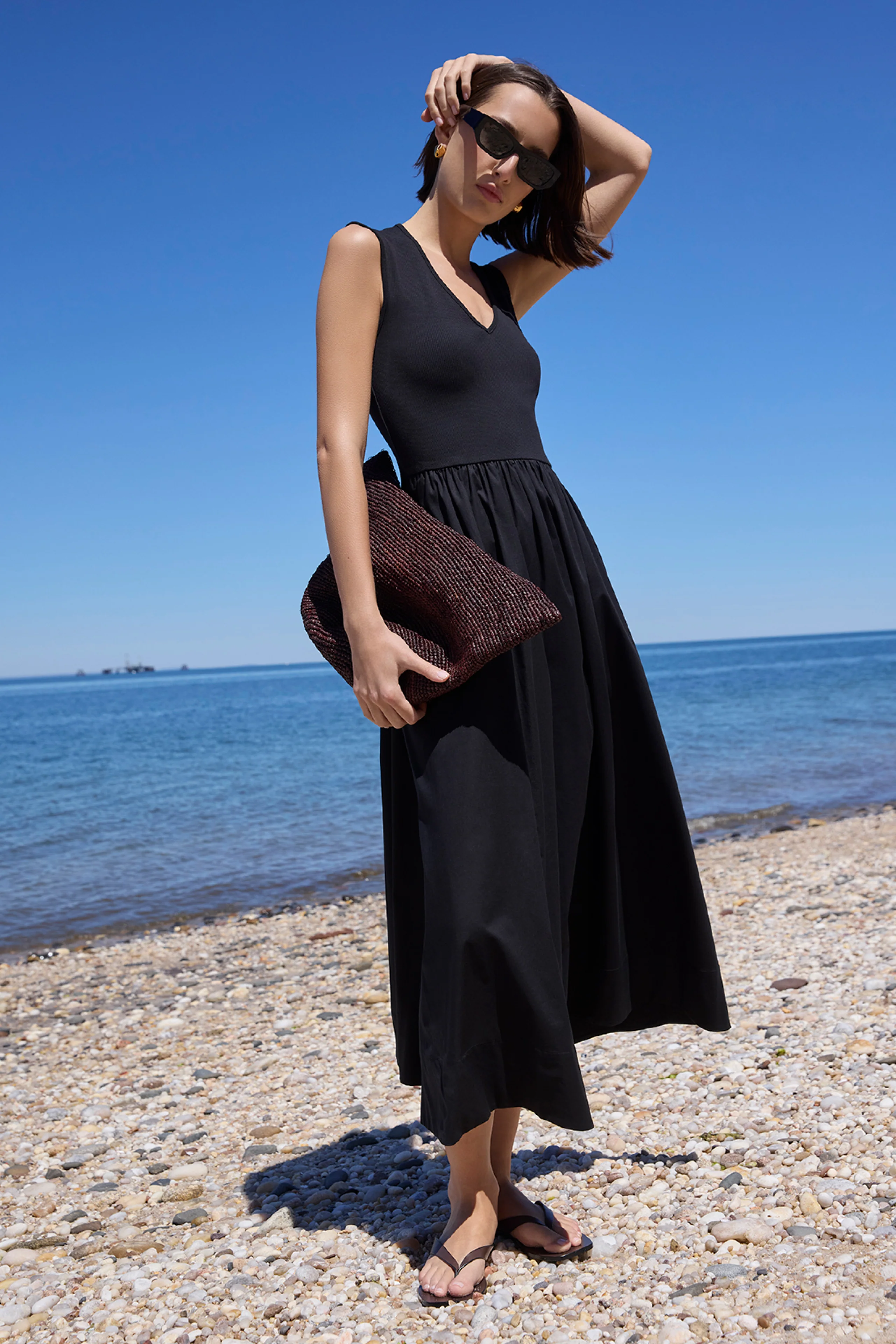 The V-Neck RSVP in Black - Image 4